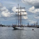 Sail010.jpg